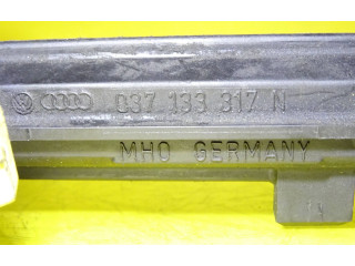 Топливная рампа 037906031J, 0280150955   Volkswagen PASSAT B4  