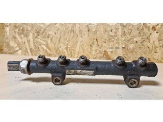 Vstřikovací lišta 9685297580, 1691115   Volvo V70    D4162T 