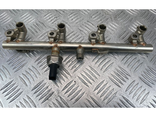 Vstřikovací lišta A2710705495   Mercedes-Benz C W204    27182030503872 