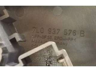   Pojistková skříňka 7L0937615, 7L0937576A   Porsche Cayenne (92A) 2013