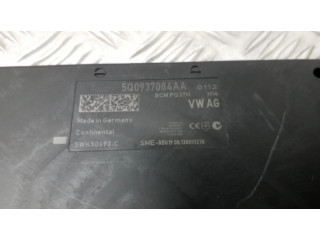 Блок комфорта 5Q0937084AA   Skoda Octavia Mk3 (5E)   