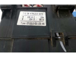 Pojistková skříňka Řídící jednotka BSM K7912130070   KIA Carens II 2009
