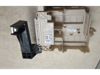 Блок предохранителей 827300H030A, 5G230457   Peugeot 108    
