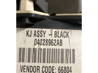Přístrojová deska  Jeep Cherokee III KJ 2002 04828962AB, 66804  