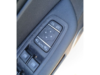 Zpětné zrcátko  Renault Captur 2019  ABATIBLE, 11cables  