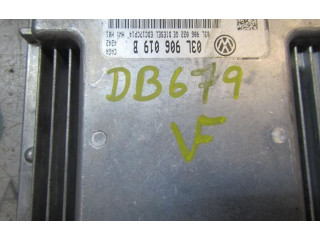 Řídící jednotka 03L906019B, 3R0959655   Seat Exeo (3R) 2009