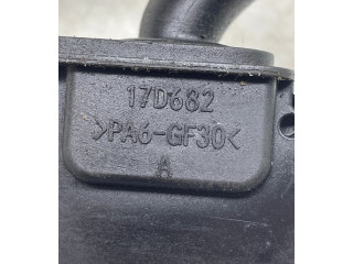 Ручка стеклоочистителей 17D682   Mazda 5