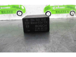   Pojistková skříňka 0045453632, 281001013   Mercedes-Benz E W124 1986