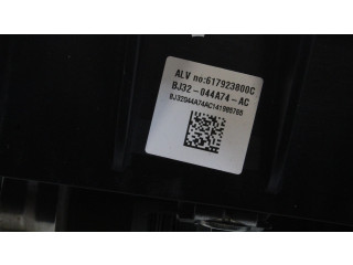 Подушка безопасности пассажира BJ32044A74AC   Land Rover Range Rover Evoque L538