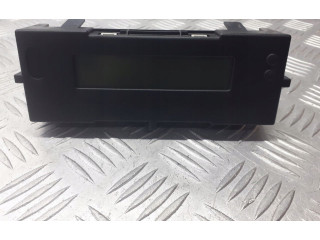 Дисплей    8200755120   Renault Megane II