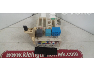   Pojistková skříňka 8273052700, 604191941   Toyota Yaris 2006
