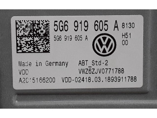 Дисплей    5G6919605A   Volkswagen Passat Alltrack