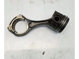 Píst A6420305220   Mercedes-Benz E W212    OM 642.836 