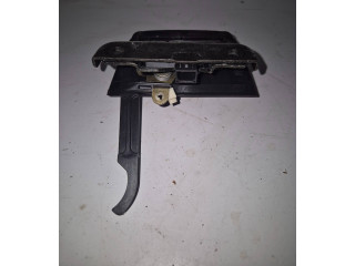 Замок багажника     Audi A3 S3 8P 2003 - 2012 года