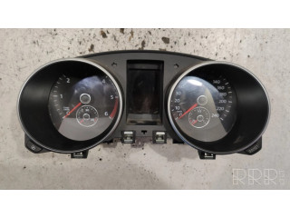 Панель приборов 5K0920871A   Volkswagen Golf VI       