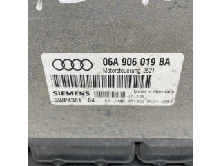 Блок управления двигателя 06A906019BA   Audi A3 S3 8L