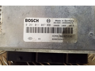 Řídící jednotka 0281011087, 8200233343   Volvo S40, V40 2001