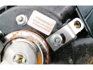   Pojistková skříňka 7700420524C, 7700420524C   Renault Scenc I 1998