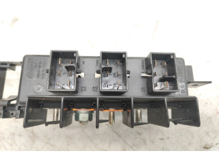 Рулевая рейка  Блок предохранителей 8L0941822A, 896083000   Audi A8 S8 D2 4D 1994 - 2002 года