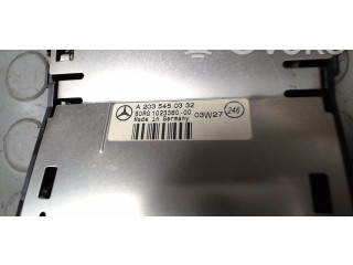 Дисплей    A2035450332, NICHTZUTREFFEND   Mercedes-Benz C W203