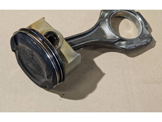 Píst 7843237   BMW X6 E71    N63B44 