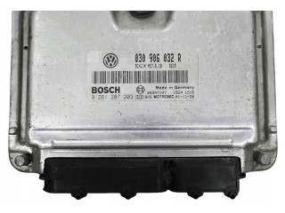 Блок управления двигателя 030906032R, 0261207203   Volkswagen Lupo