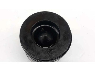 Píst 11257803033   BMW 5 E39   2.0  