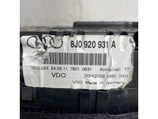 Панель приборов 8J0920931A, D0H02002   Audi TT TTS Mk2       