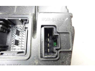 Модуль управления BSM 8200309690   Renault Scenic RX    