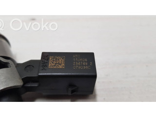 Vstřikovač 079036C   Audi A8 S8 D3 4E  pro benzínový motor 4.2 BVJ 