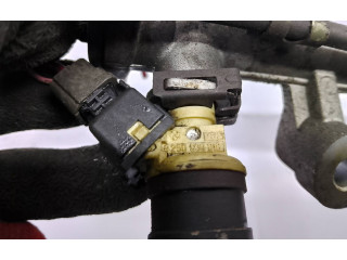 Vstřikovací lišta 9250930018   Hyundai Lantra I     
