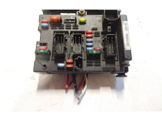 Блок предохранителей 9657608580   Fiat Ulysse    