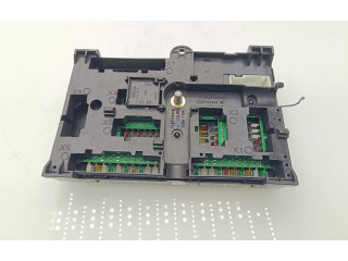 Блок предохранителей 8713128, P00127006AT   BMW 5 G30 G31    