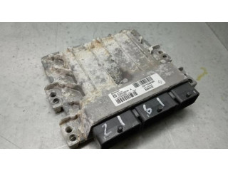 Řídící jednotka 237103606R   Renault Captur 2014