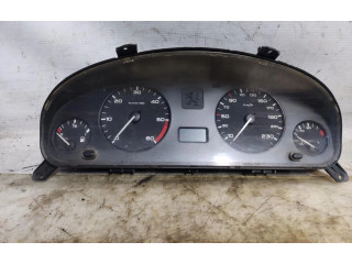 Přístrojová deska  Peugeot 406  9630372780  
