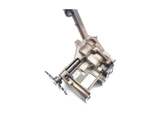 Масляный насос  K9K636 8200307174  Nissan Juke I F15 