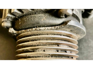 Генератор YLE102080, 002132630   Land Rover Freelander 2.0     
