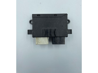 Zpětné zrcátko  BMW 3 E46 2000  6913364, 110187  