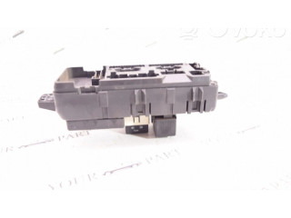   Pojistková skříňka 30889989   Volvo S40, V40 2001
