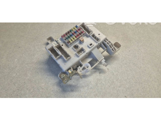   Pojistková skříňka 8198050030, 9098702022   Toyota Land Cruiser (J120) 2003