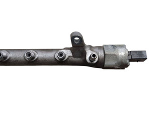 Топливная рампа 03L130089B, 03L906051   Volkswagen Caddy   для двигателя CAYD