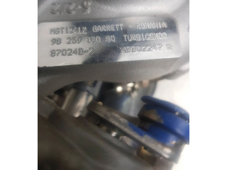  Турбина Peugeot 208  9825982080, 8702482         