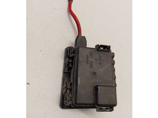 Блок предохранителей 7D0937550A   Volkswagen Transporter - Caravelle T4    