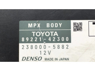 Блок управления 2380005882, 8922142300   Toyota RAV 4 (XA40)