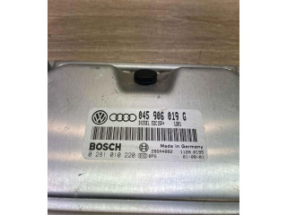 Řídící jednotka 045906019G, 0281010220   Audi A2 2000