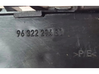   Pojistková skříňka    Peugeot 207 