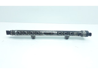 Vstřikovací lišta 30777759, 31216313   Volvo V70     
