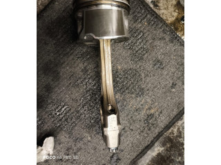  Поршень с шатуном  02647, 02646  Toyota RAV 4 (XA30)  
