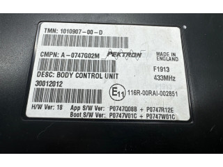 Блок комфорта 101090700D, P0747008B   Tesla Model S   