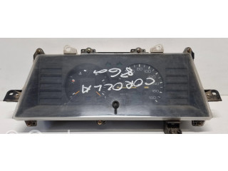 Přístrojová deska  Toyota Corolla E80 1986 830101A431, 2574001940  